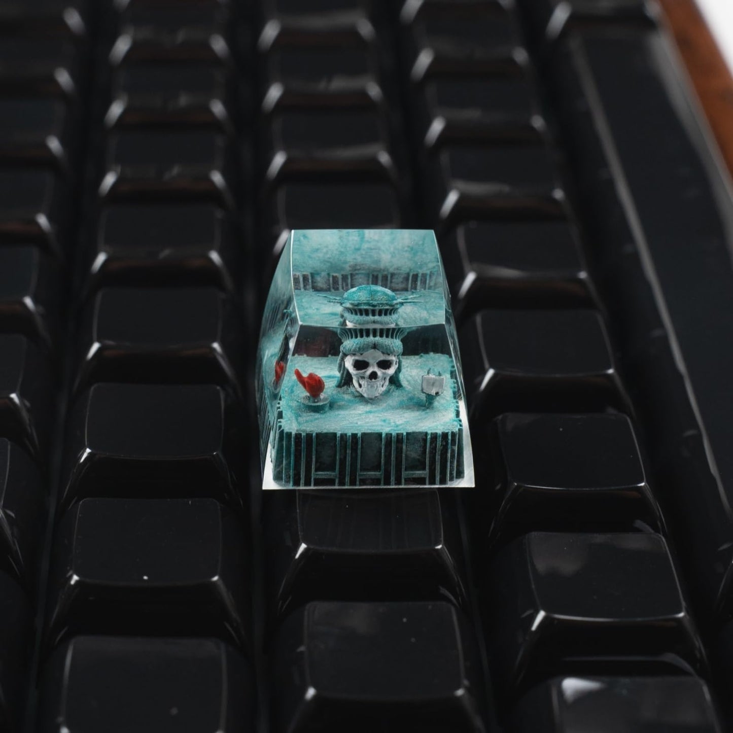 ULTRAEQUIP Artisan Keycaps Skull Resin Escape Custom Keycap 1U SA Prolfile Handmade Keycaps for MX Switch Mechanical Keyboards Key Cap (Statue_Skull)