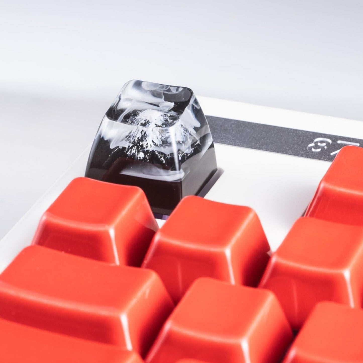 REDQIN Artisan Keycaps - Himalayan Mountain Resin keycap Escape Artisan Keycap Custom Keycap Handmade Keycaps for Mechanical Keyboards Key Cap FJ