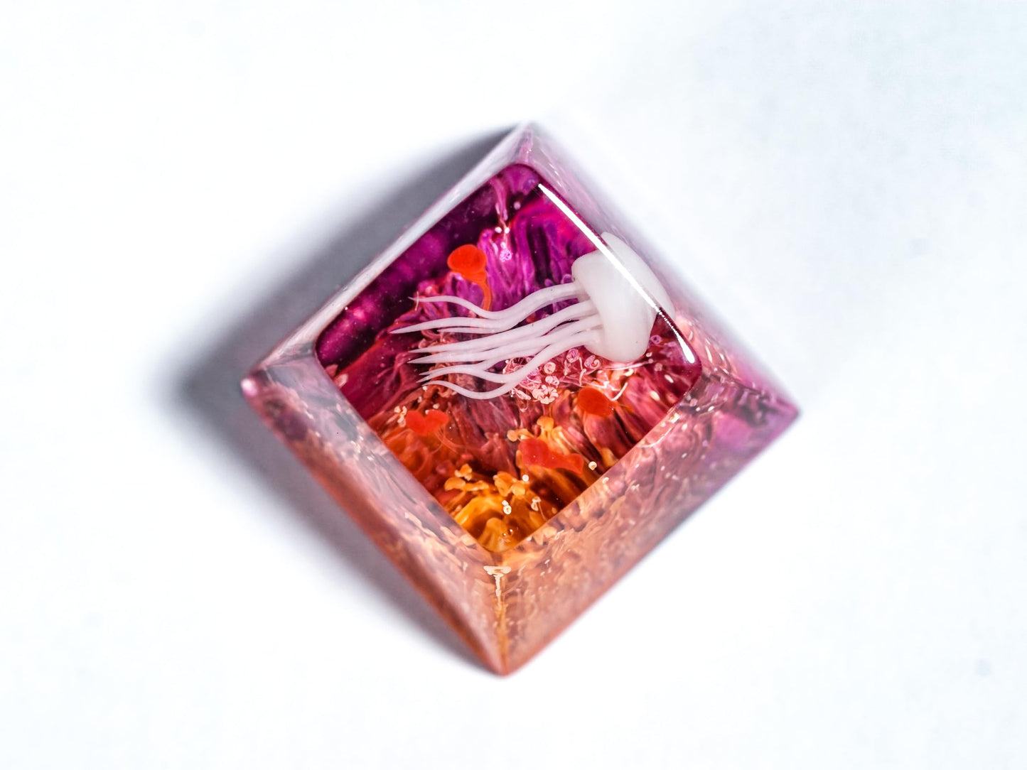 DATKEY Jellyfish Red & Purple Artisan Keycaps - Ocean Cute Aesthetic Custom Keycaps - Gaming Gifts