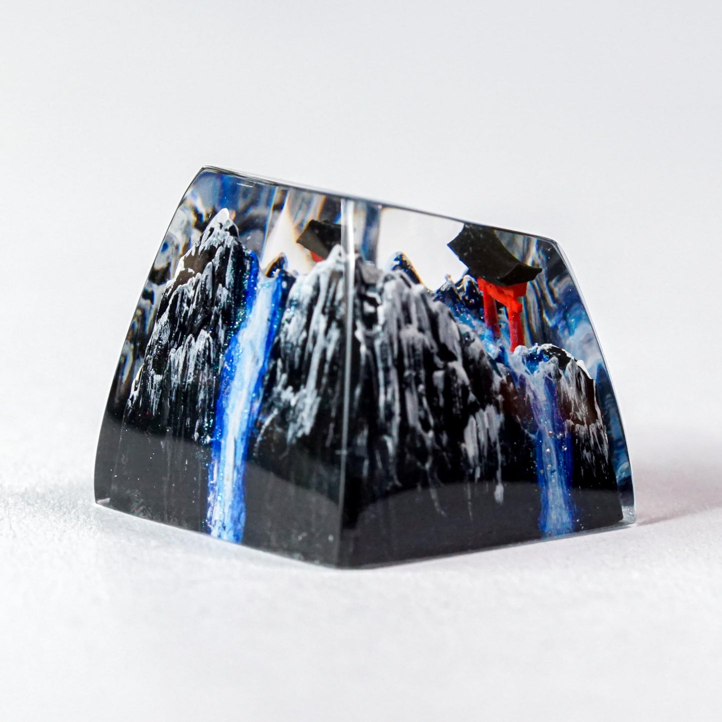 DATKEY Torii Gate Artisan Keycap - Japanese Resin Nature Landscape Gift for Man Husband Boyfriend on Christmas Anniversary