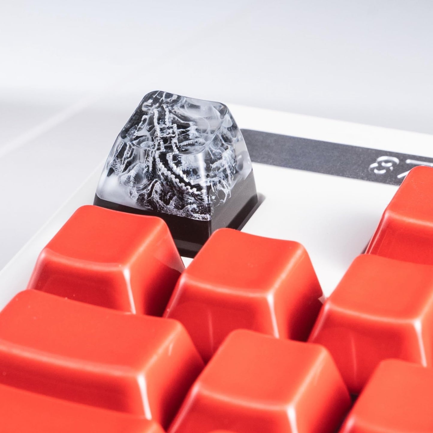 REDQIN Artisan Keycaps The Great Wall Shape SA Profile Handmade Keycap Escape Keycap Resin for Mechanical Keyboard
