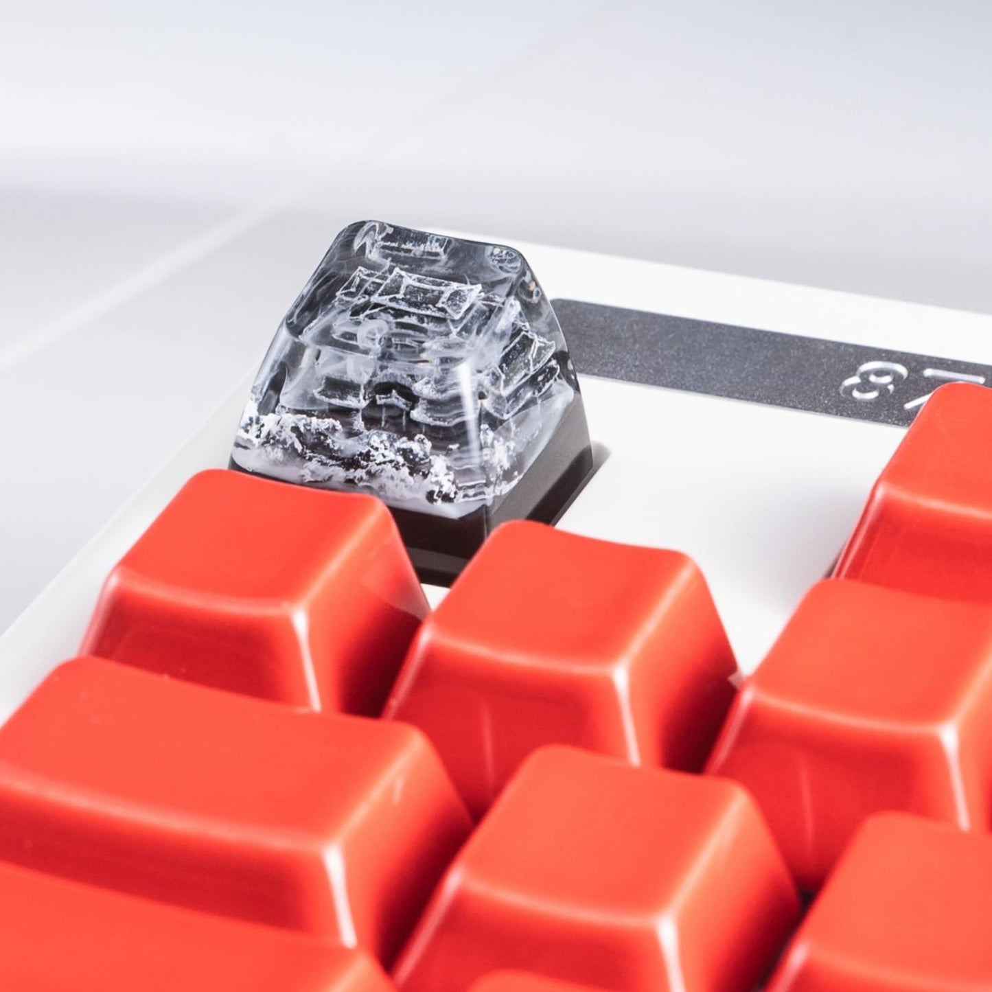 REDQIN Artisn Keycap Custom Keycaps Black Samurai Japanese Dojo Handmade Resin Escape 1U Artisan Keycaps for Mechanical Keyboard Keycap Cherry MX Switch FJ