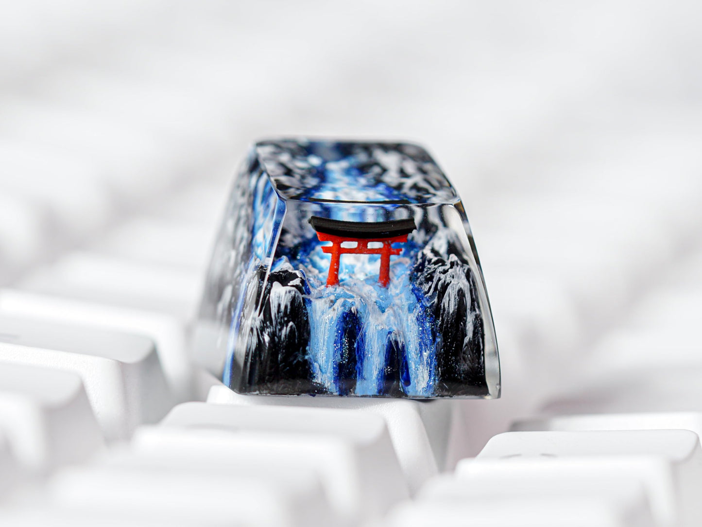 DATKEY Torii Gate Artisan Keycap - Japanese Resin Nature Landscape Gift for Man Husband Boyfriend on Christmas Anniversary