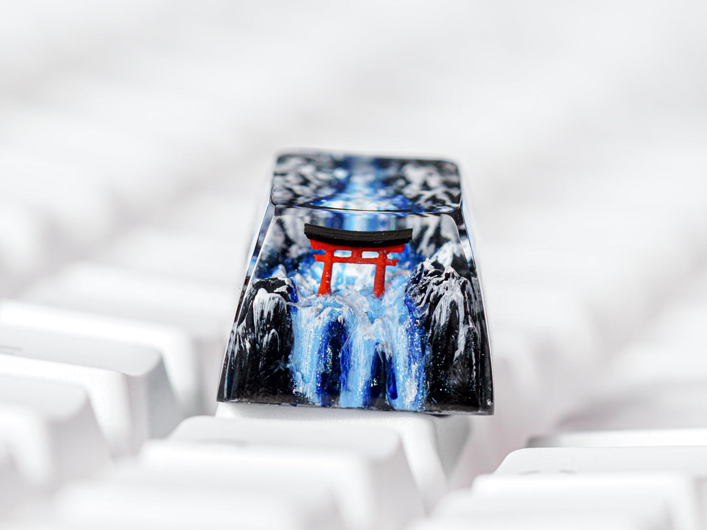 DATKEY Torii Gate Artisan Keycap - Japanese Resin Nature Landscape Gift for Man Husband Boyfriend on Christmas Anniversary